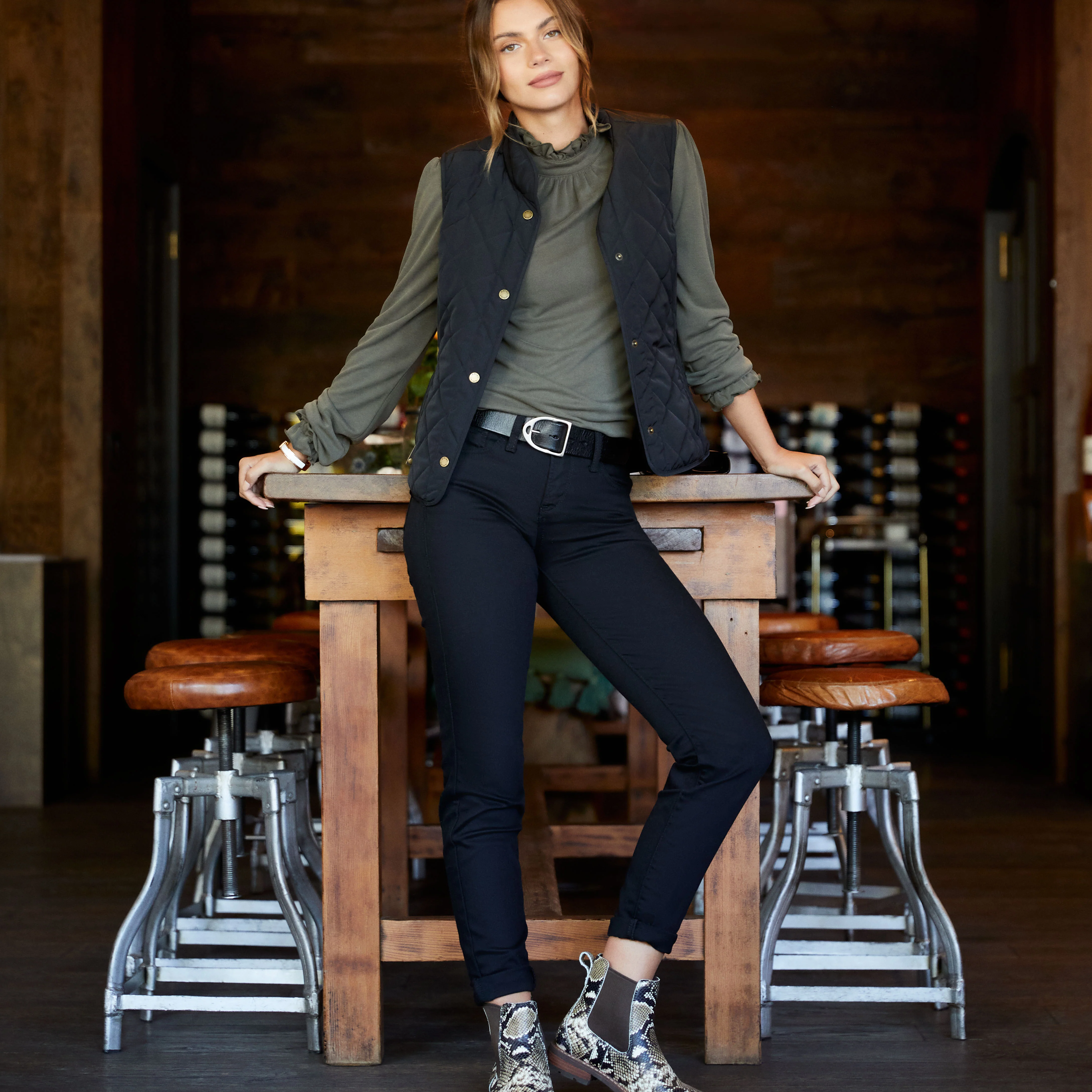 ARIAT Forever Skinny Jeans - Ladies - Perfect Rise - Black Rinse - Image 2