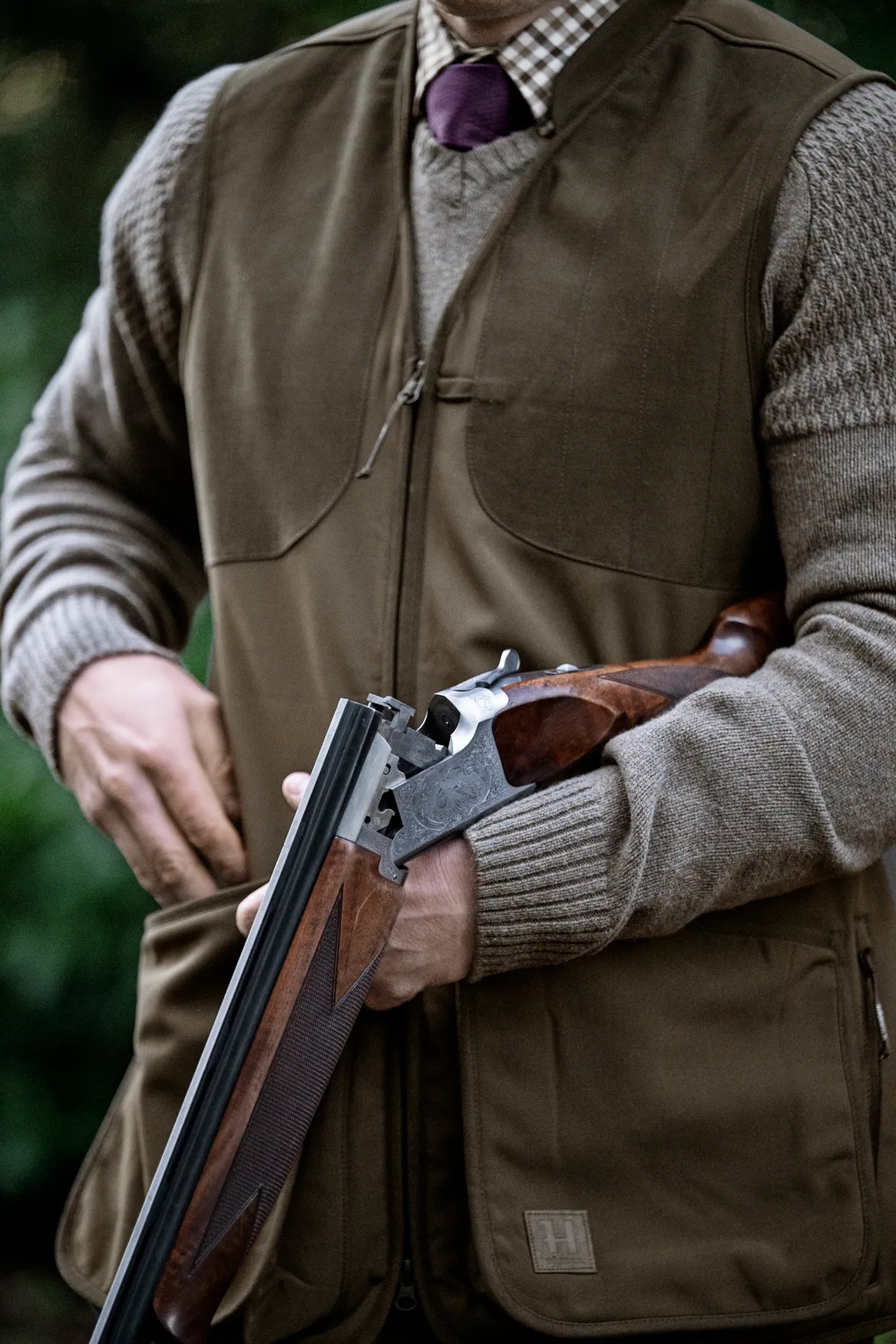 HARKILA Skye Shooting Waistcoat - Mens - Willow Green / Shadow Brown - Image 15