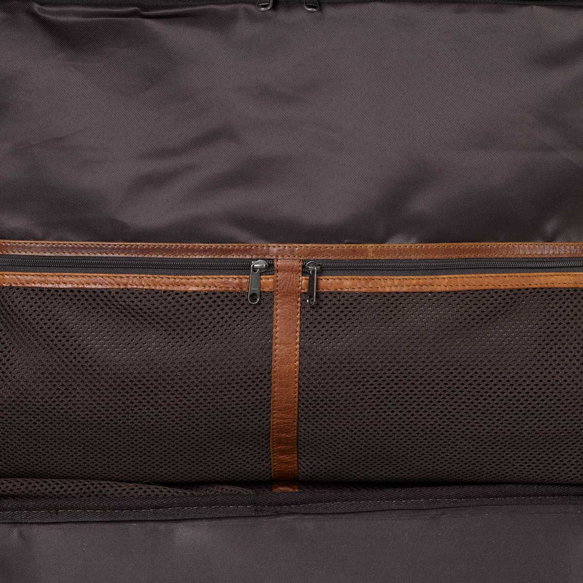 HARKILA Weekend Bag - 65 Litres - Warm Olive - Image 6