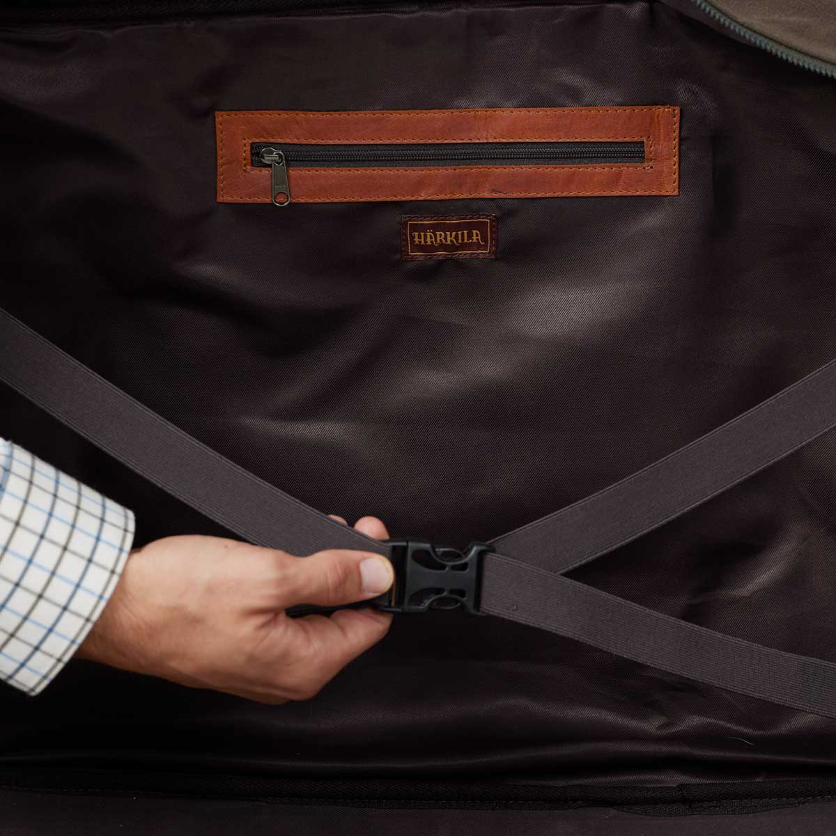 HARKILA Weekend Bag - 65 Litres - Warm Olive - Image 7