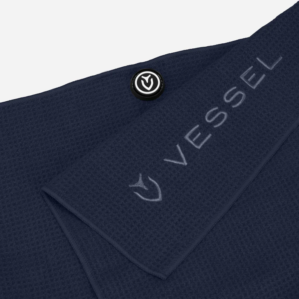 VESSEL Magnetic Golf Towel 20" x 40" - Navy - Image 2